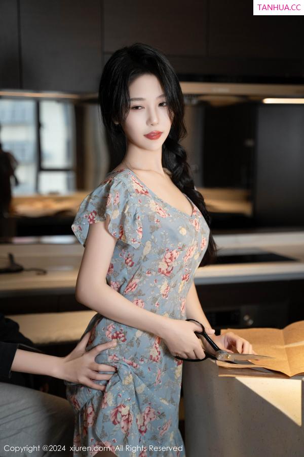 陈若依 抖娘利世 [XiuRen]高清写真图 2024.06.14 No.8704 利世 丝袜美腿第42张图片